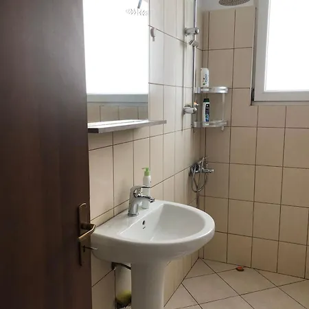 Ardi Apartment